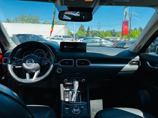 Mazda CX-5 Vehicle Full-screen Gallery Image 12