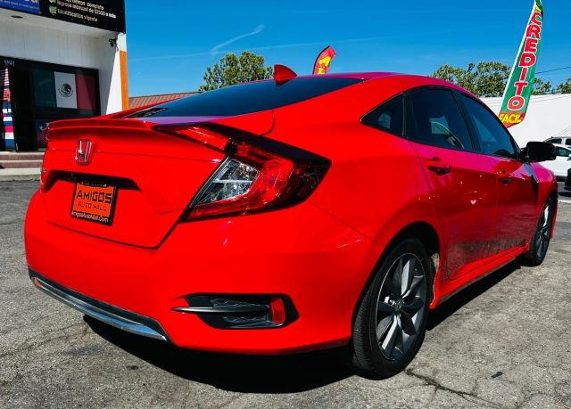 Honda Civic Sedan Vehicle Full-screen Gallery Image 05