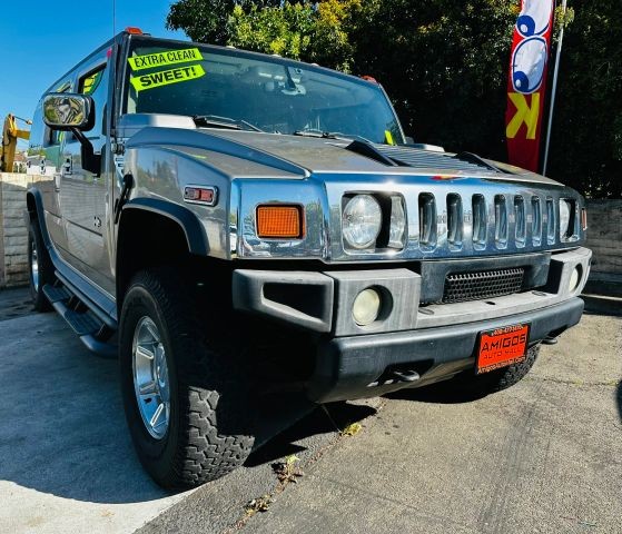 HUMMER H2 Vehicle Full-screen Gallery Image 03