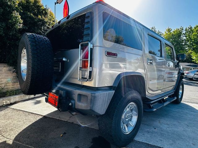 HUMMER H2 Vehicle Full-screen Gallery Image 04