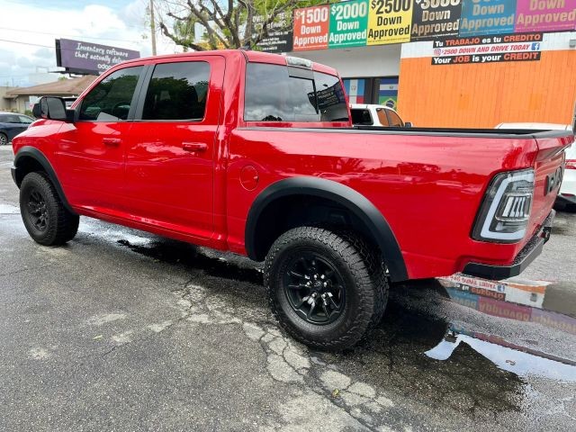 Ram 1500 Vehicle Full-screen Gallery Image 03