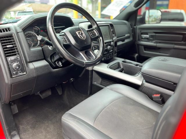 Ram 1500 Vehicle Full-screen Gallery Image 15