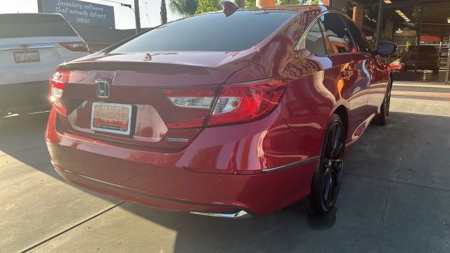 Honda Accord Hyb Vehicle Full-screen Gallery Image 05