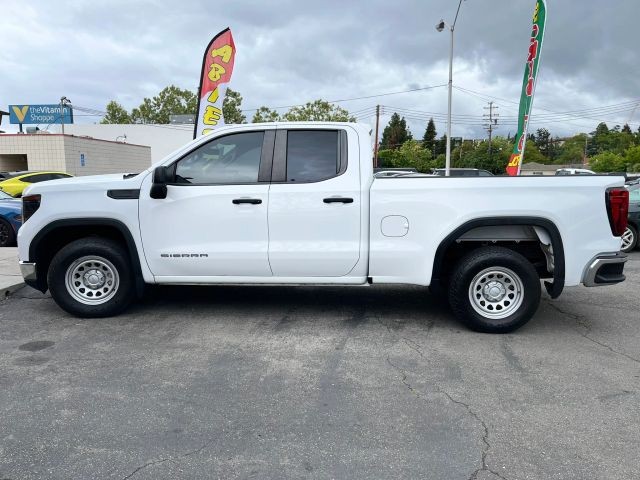 GMC Sierra 150 Vehicle Full-screen Gallery Image 02