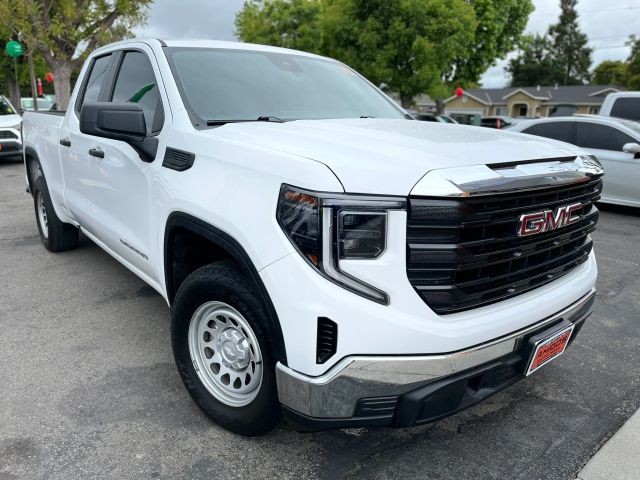 GMC Sierra 150 Vehicle Full-screen Gallery Image 07