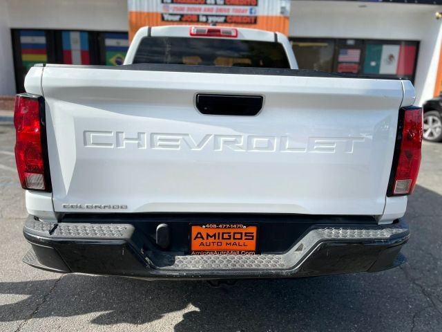 Chevrolet Colorado Vehicle Full-screen Gallery Image 04