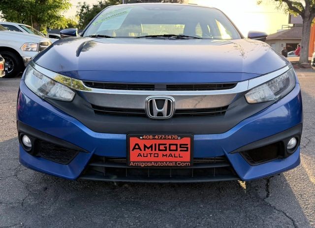 Honda Civic Sedan Vehicle Full-screen Gallery Image 02