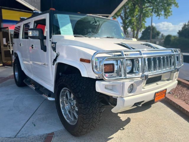 HUMMER H2 Vehicle Full-screen Gallery Image 06
