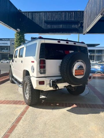HUMMER H2 Vehicle Full-screen Gallery Image 10