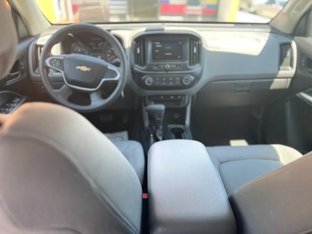 Chevrolet Colorado Vehicle Full-screen Gallery Image 10