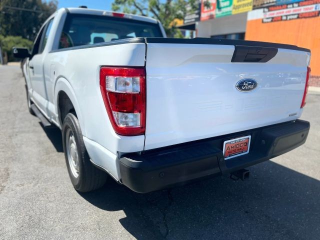 Ford F-150 Vehicle Full-screen Gallery Image 03