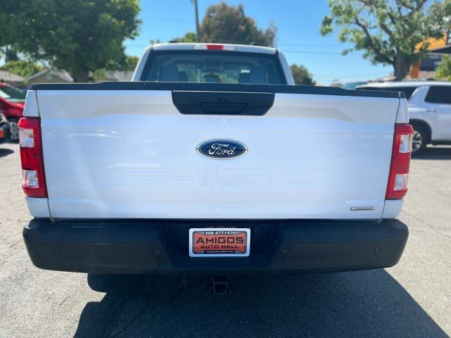 Ford F-150 Vehicle Full-screen Gallery Image 04