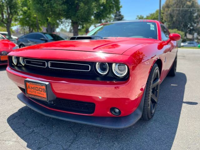 more details - dodge challenger