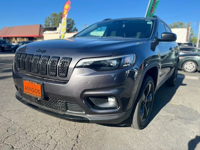more details - jeep grand cherokee