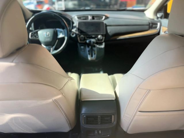 Honda CR-V Vehicle Full-screen Gallery Image 12