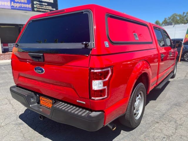 Ford F-150 Vehicle Full-screen Gallery Image 05