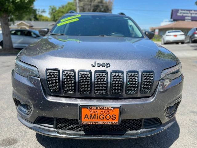 Jeep Cherokee Vehicle Full-screen Gallery Image 08