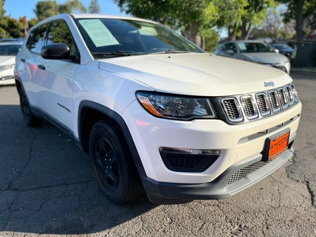 Jeep Compass Vehicle Full-screen Gallery Image 07