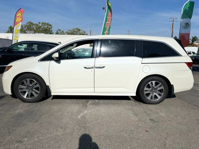 Honda Odyssey Vehicle Full-screen Gallery Image 02