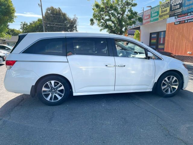 Honda Odyssey Vehicle Full-screen Gallery Image 06