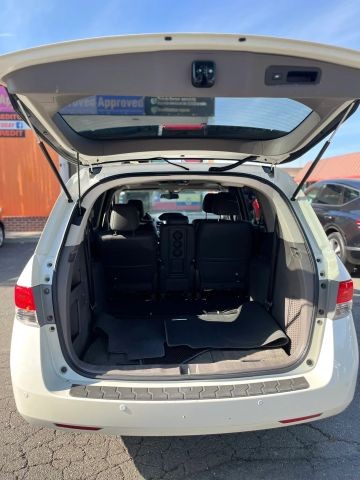 Honda Odyssey Vehicle Full-screen Gallery Image 09