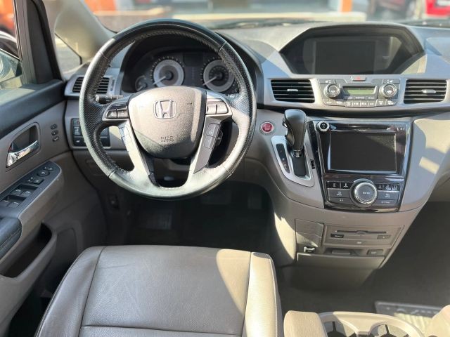 Honda Odyssey Vehicle Full-screen Gallery Image 13