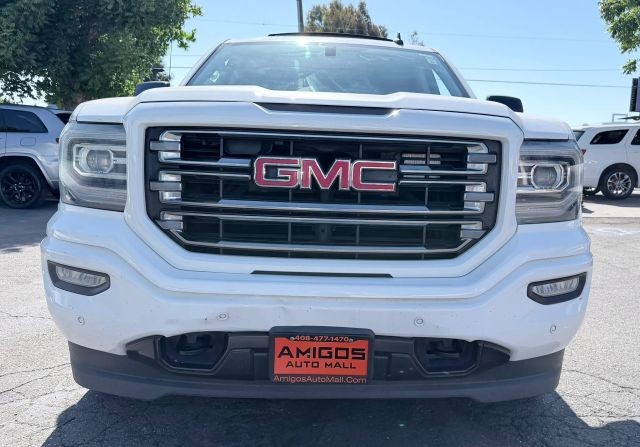 GMC Sierra 150 Vehicle Full-screen Gallery Image 02