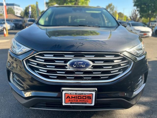Ford Edge Vehicle Full-screen Gallery Image 08