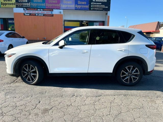 Mazda CX-5 Vehicle Full-screen Gallery Image 02