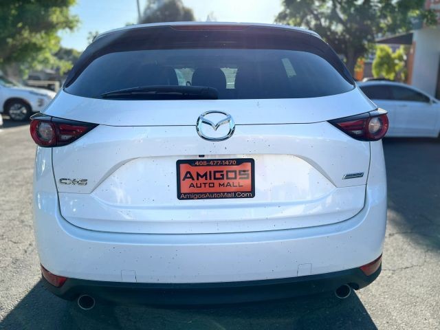 Mazda CX-5 Vehicle Full-screen Gallery Image 04
