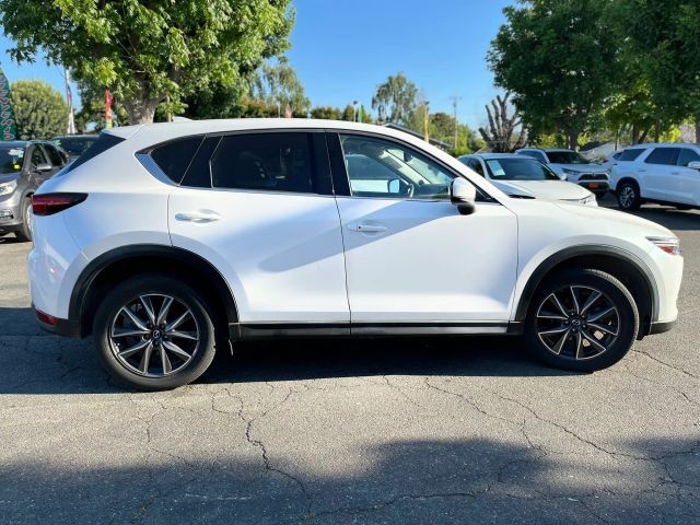 Mazda CX-5 Vehicle Full-screen Gallery Image 06