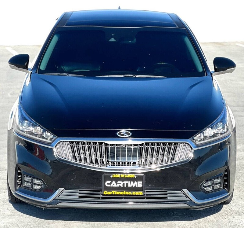 Kia Cadenza Vehicle Full-screen Gallery Image 14
