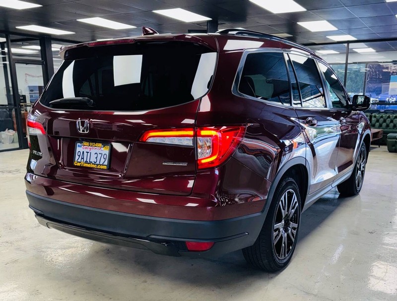 Honda Pilot Vehicle Full-screen Gallery Image 08