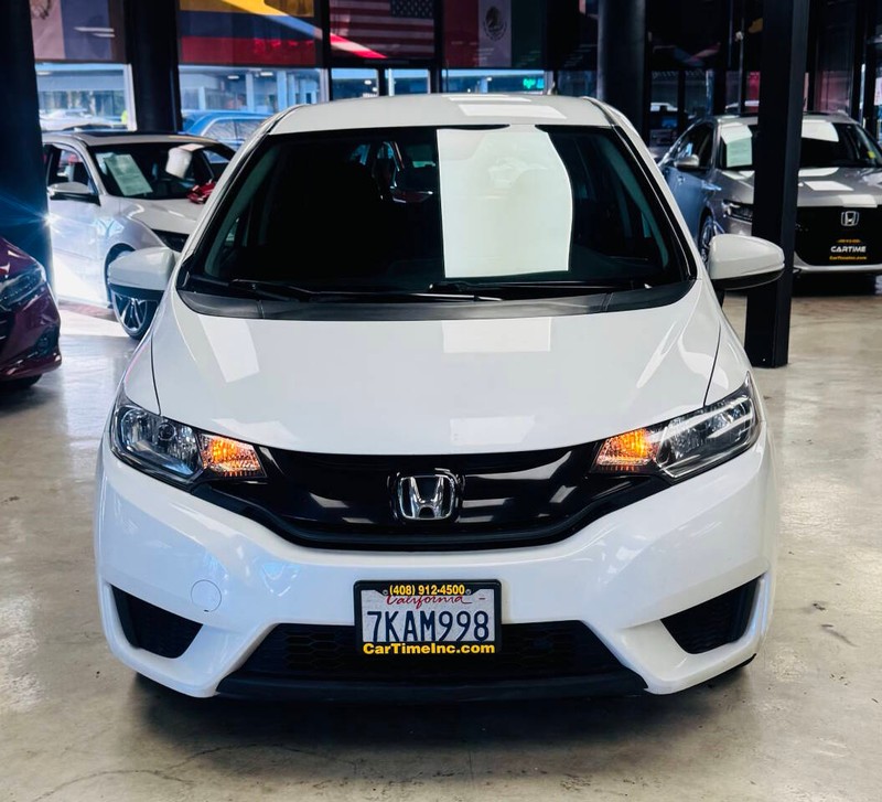 Honda Fit Vehicle Full-screen Gallery Image 03