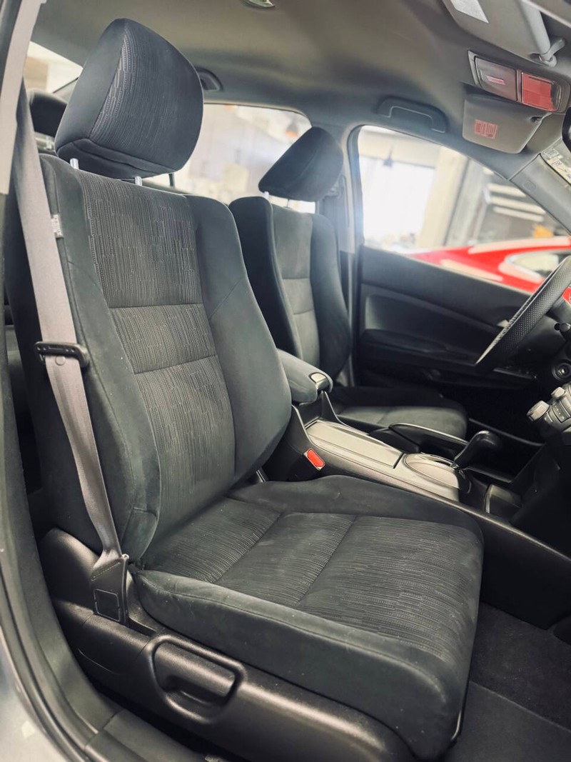 Honda Accord Sedan Vehicle Full-screen Gallery Image 13