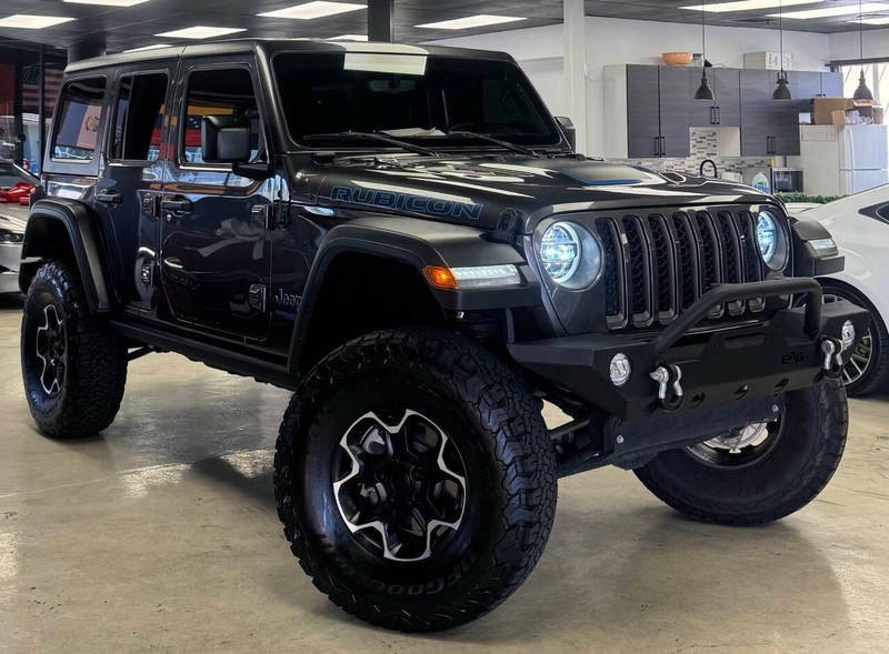 Jeep Wrangler 4xe Vehicle Full-screen Gallery Image 04