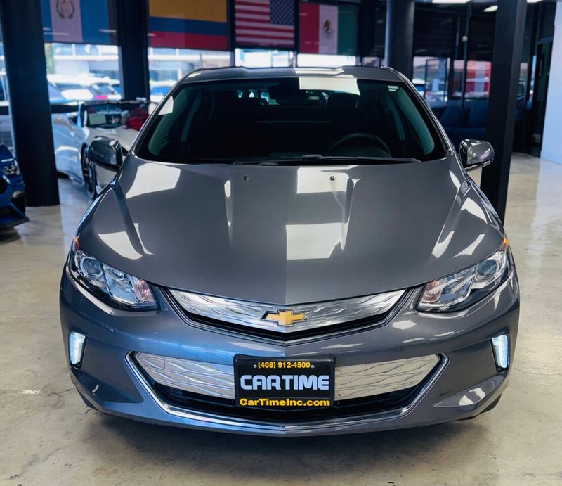 Chevrolet Volt Vehicle Full-screen Gallery Image 02