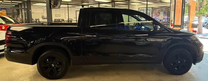 Honda Ridgeline Vehicle Full-screen Gallery Image 08