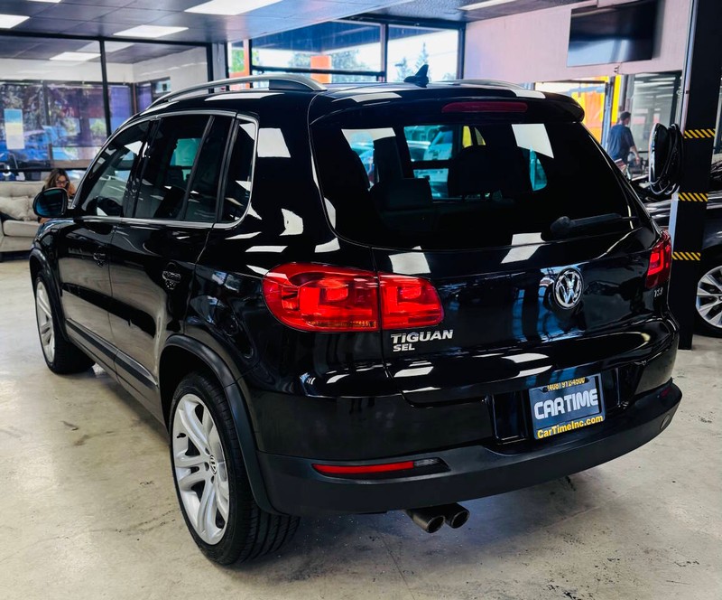 Volkswagen Tiguan Vehicle Full-screen Gallery Image 06