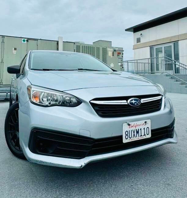 Subaru Impreza Vehicle Full-screen Gallery Image 03