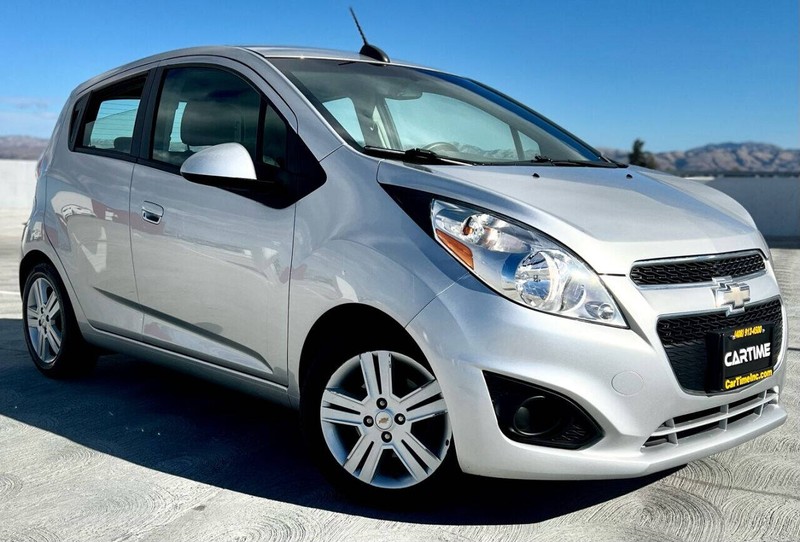 Chevrolet Spark Vehicle Full-screen Gallery Image 04