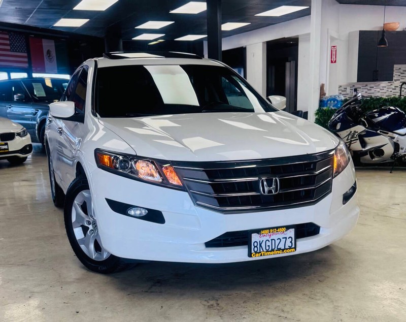 Honda Crosstour Vehicle Full-screen Gallery Image 02