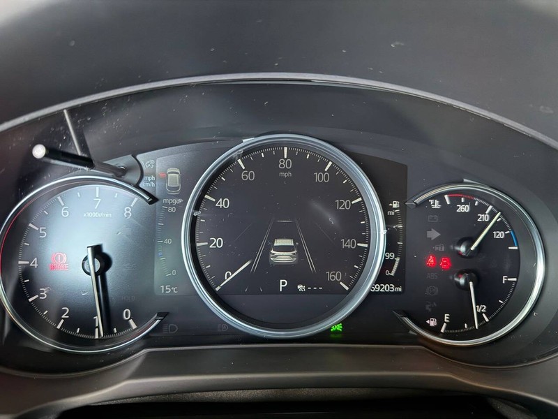 Mazda CX-5 Vehicle Full-screen Gallery Image 11