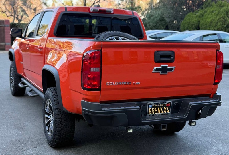 Chevrolet Colorado Vehicle Full-screen Gallery Image 08