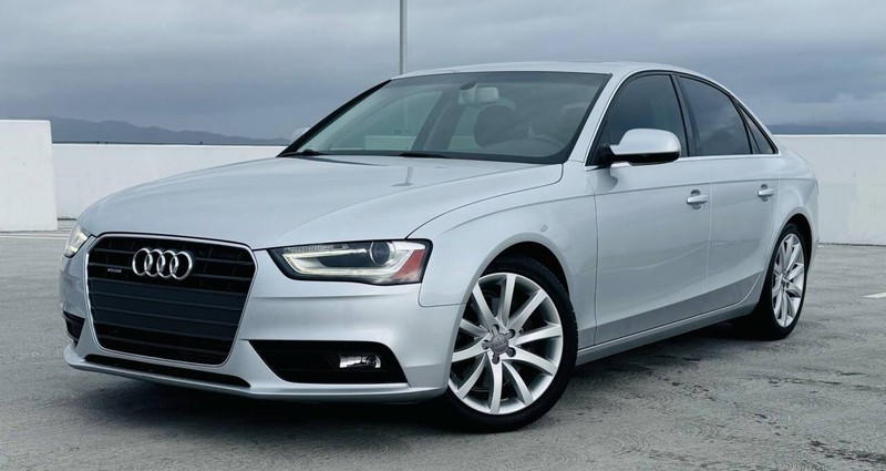 Audi A4 Vehicle Full-screen Gallery Image 03