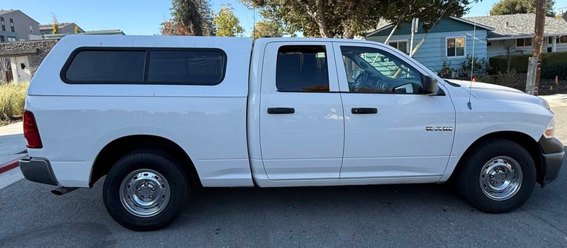 Dodge Ram 1500 Vehicle Full-screen Gallery Image 06