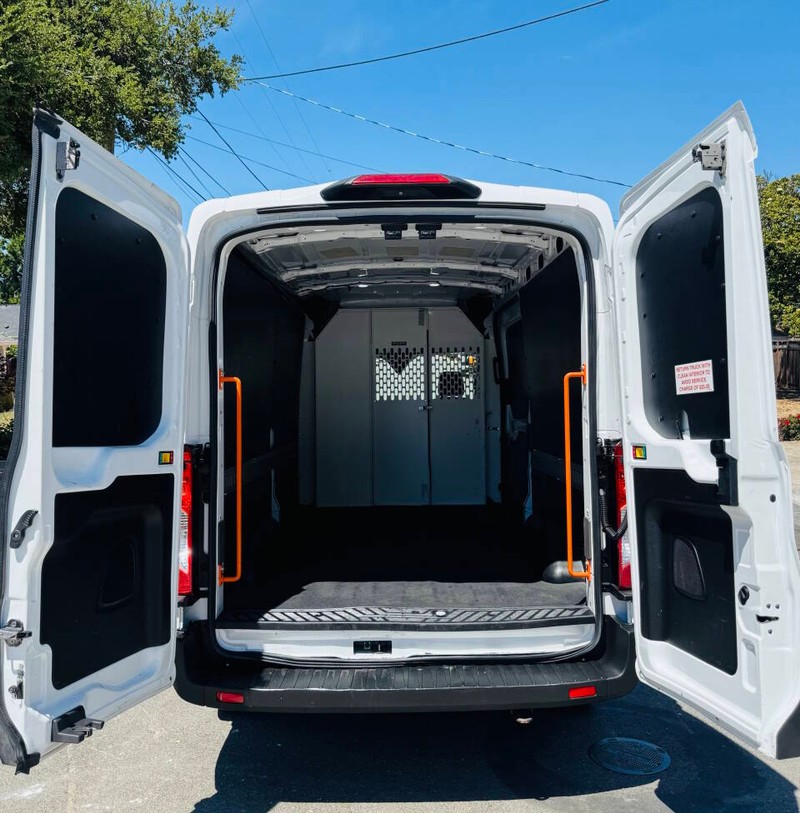 Ford Transit Cargo Van Vehicle Full-screen Gallery Image 10
