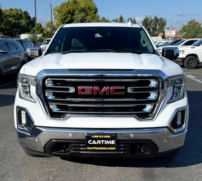 GMC Sierra 1500 Vehicle Full-screen Gallery Image 03