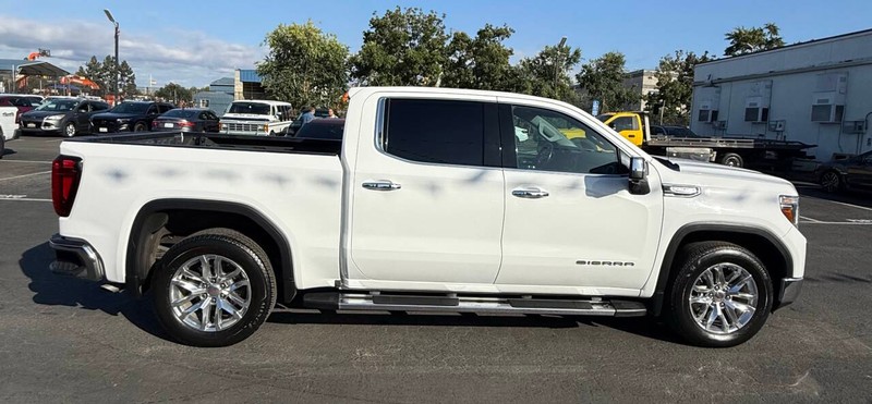 GMC Sierra 1500 Vehicle Full-screen Gallery Image 05