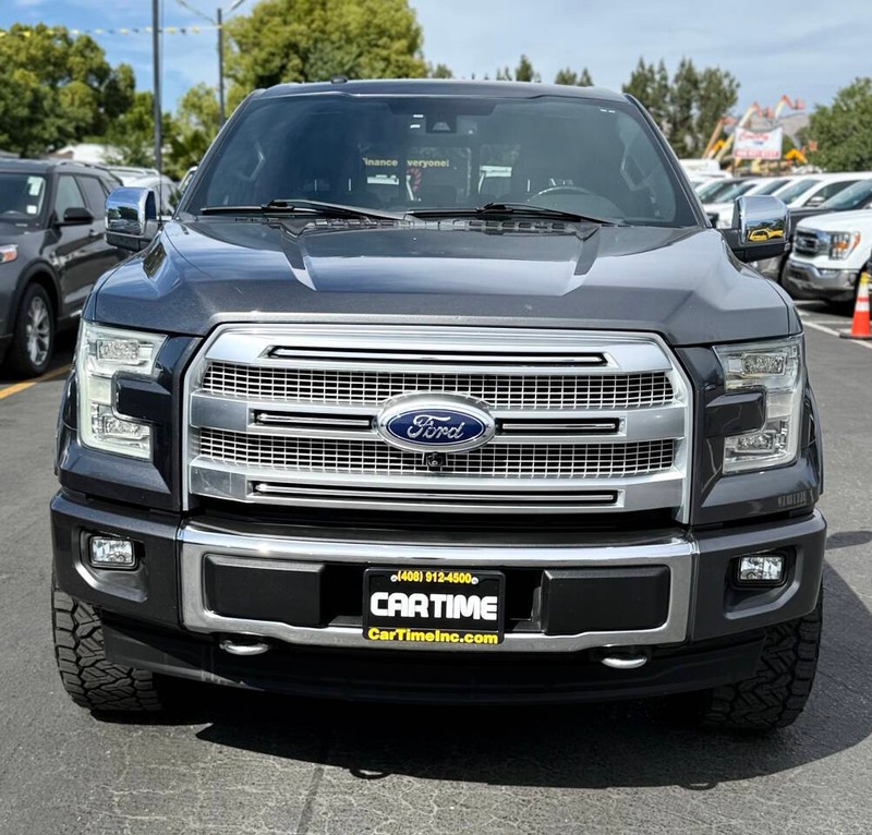 Ford F-150 Vehicle Full-screen Gallery Image 02